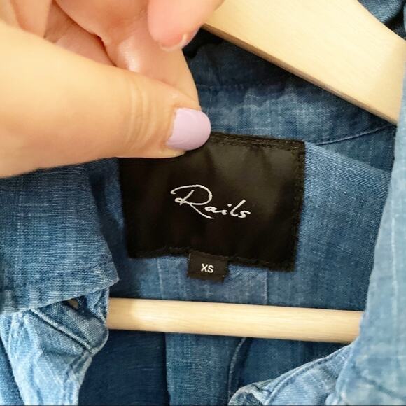 RAILS indigo linen romy blouse cold shoulders tie - Picture 5 of 9